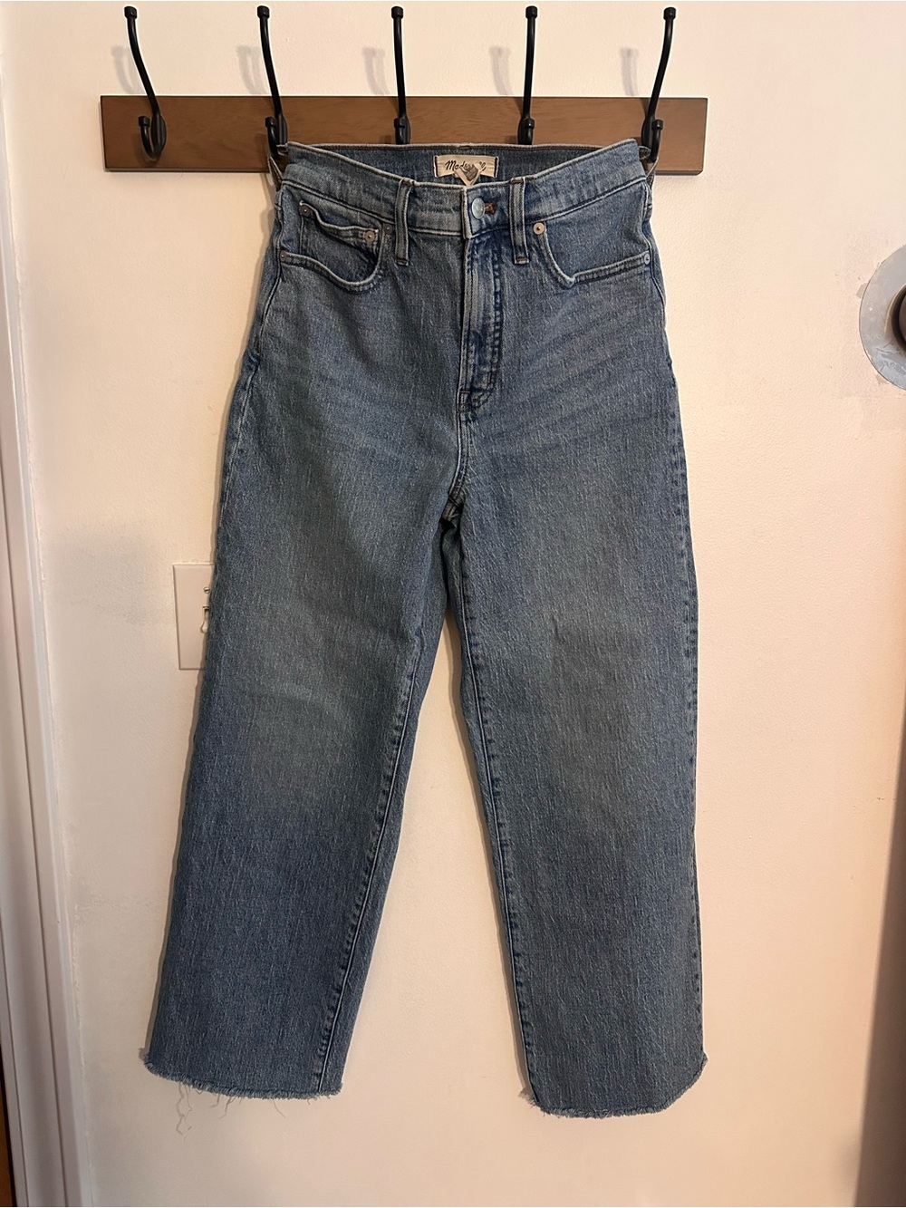 Madewell Women's Straight-Leg Jeans in Light Blue Denim - Picture 1 of 1